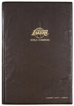 Kareem Abdul-Jabbar Los Angeles Lakers Scrapbook (Abdul-Jabbar LOA)